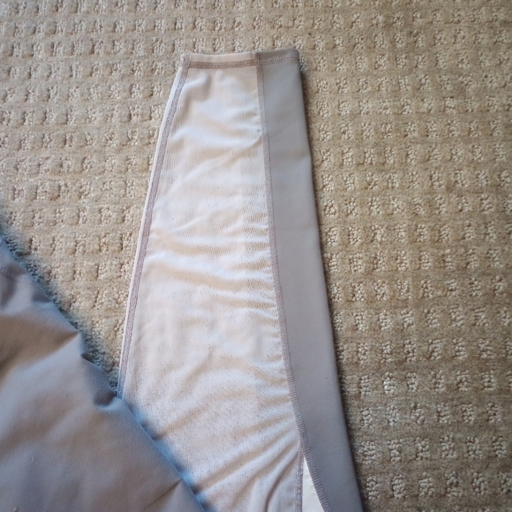 Fabletics Plus Size 2x Leggings - image 4